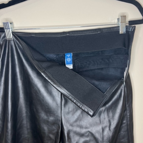 Old Navy Faux Leather Straight Leg Ankle Length Slacks - Size 10 in Jet Black - Picture 6 of 10